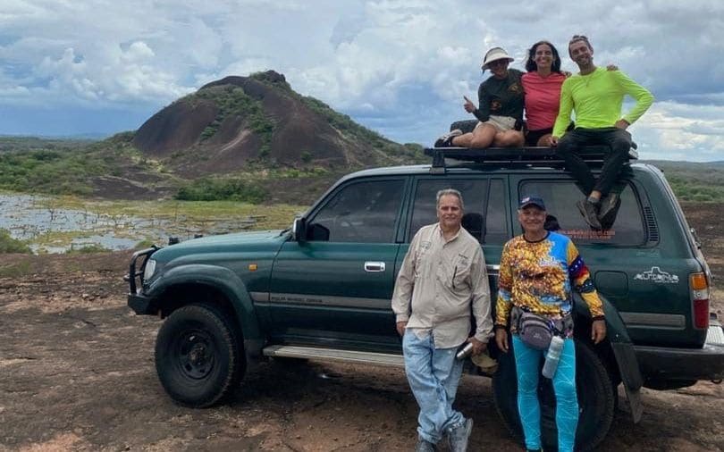 Expedición privada en 4x4 junto a la Piedra del Elefante